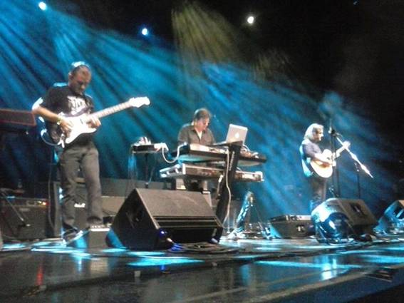 Bad Dreams, en la apertura.